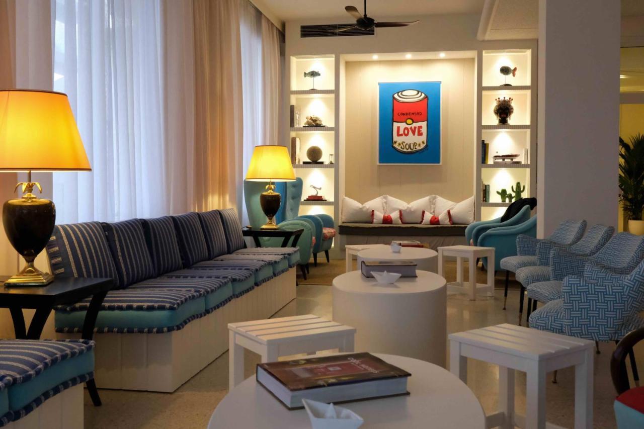 Hotel Majestic ลิโดดิเยโซโล ภายนอก รูปภาพ